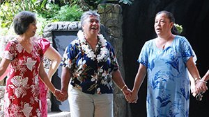 gay_sunday_cuz-michelle2010moanikeala