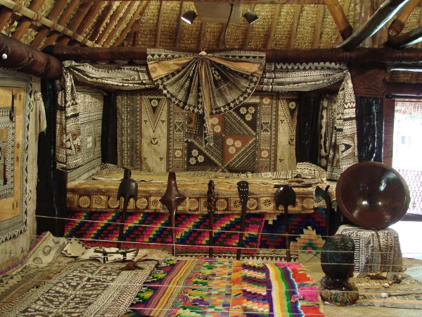 fiji_chiefhut