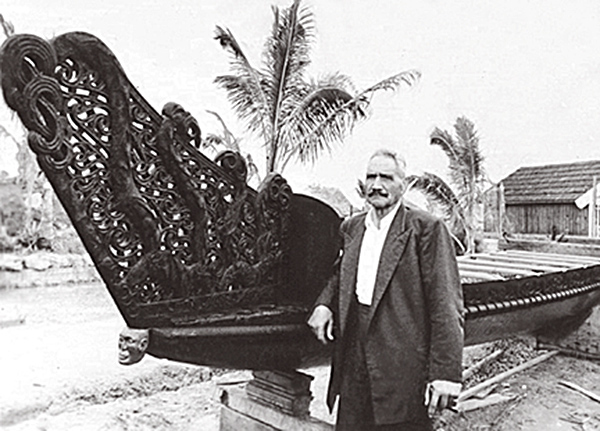 maori_canoe_witehira