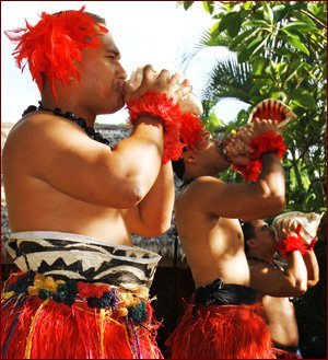 tongan_horns111014