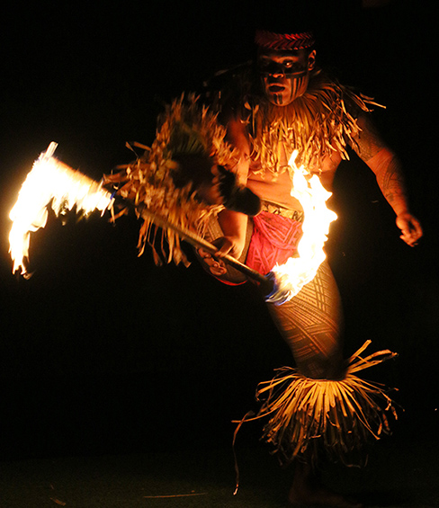 Mikaele Oloa, 1st runner-up, 2017 PCC World Fireknife Championship