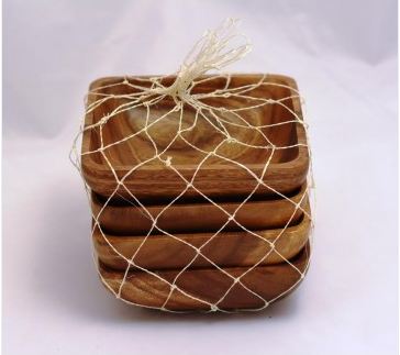 Abaca serving plates from Shop Polynesia