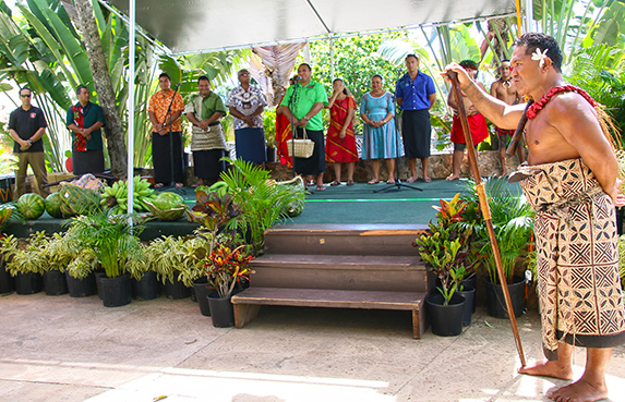 Polynesian Cultural Center villagers