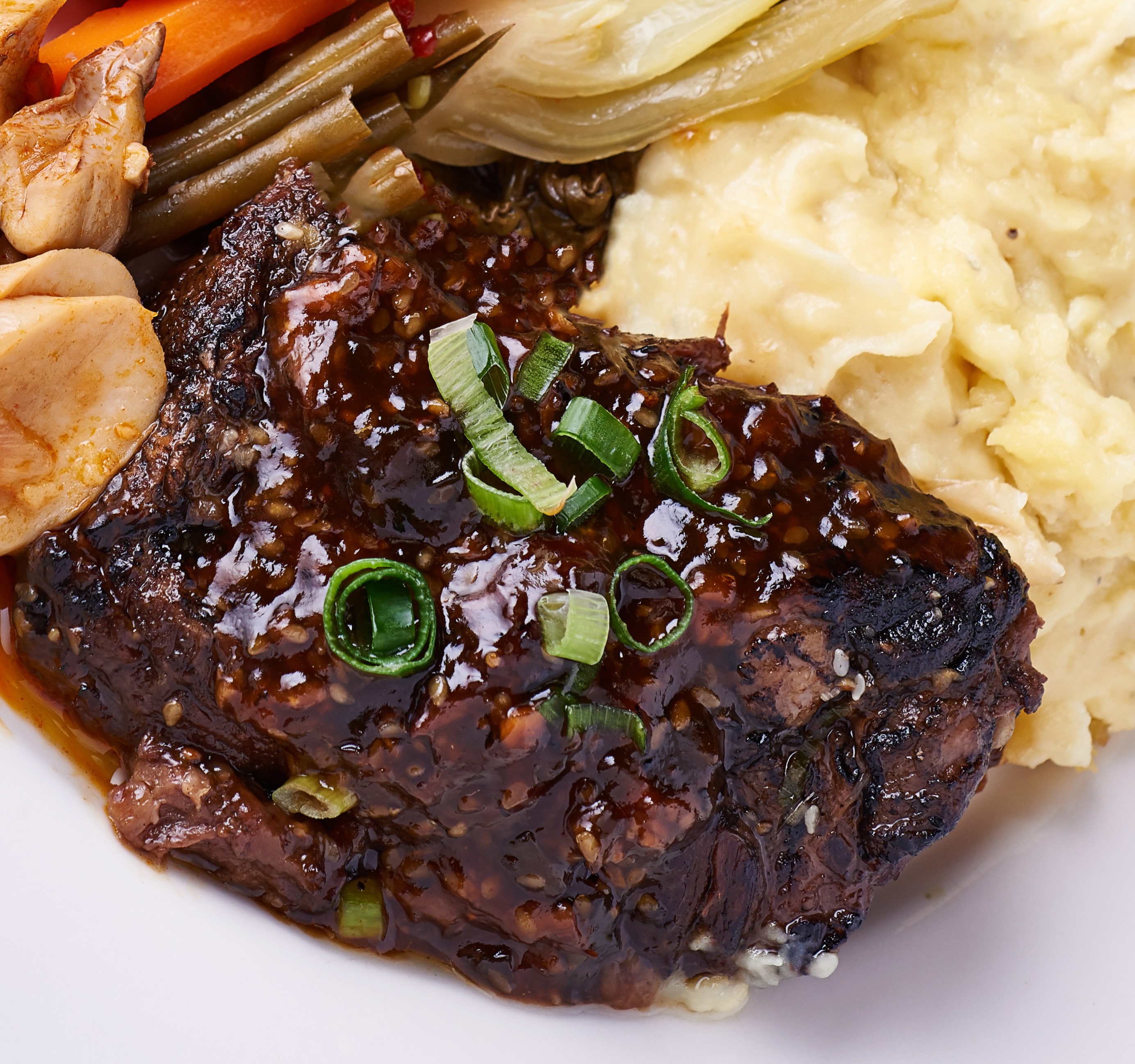 Photo of Kalbi Boneless Roast with Kalbi Glaze from Pounder's Restaurant in Laie, Hawaii