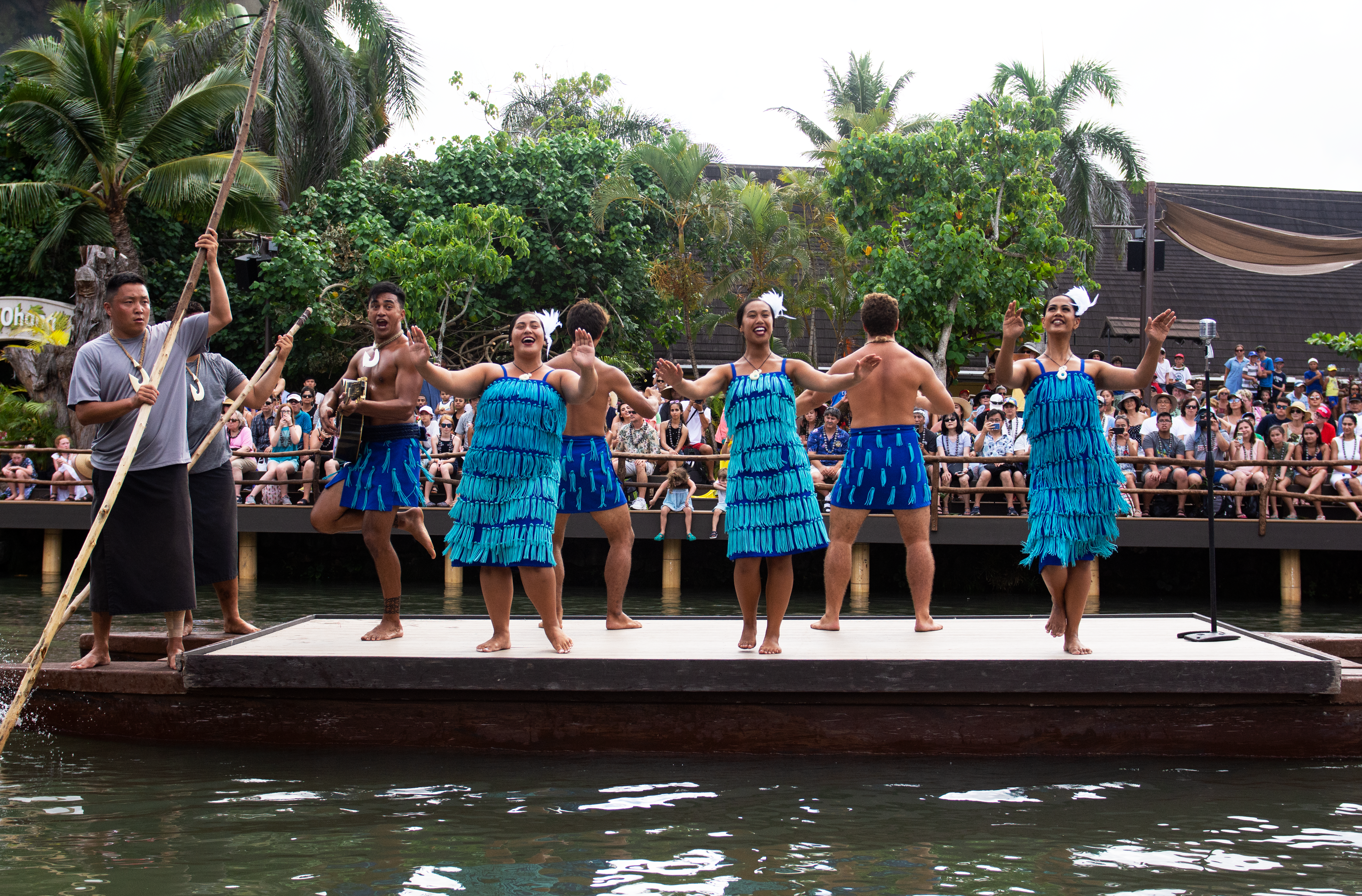maori canoe huki costume