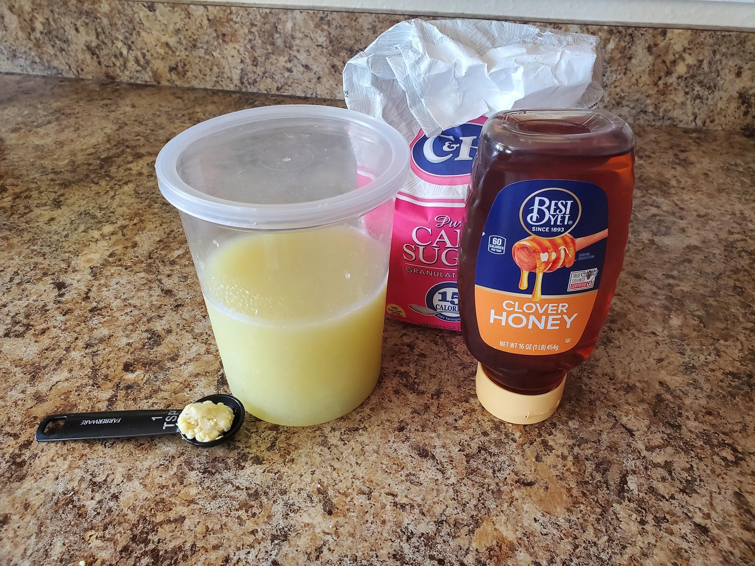 photo of the 4 ingredients for Fresh Ginger Limeade