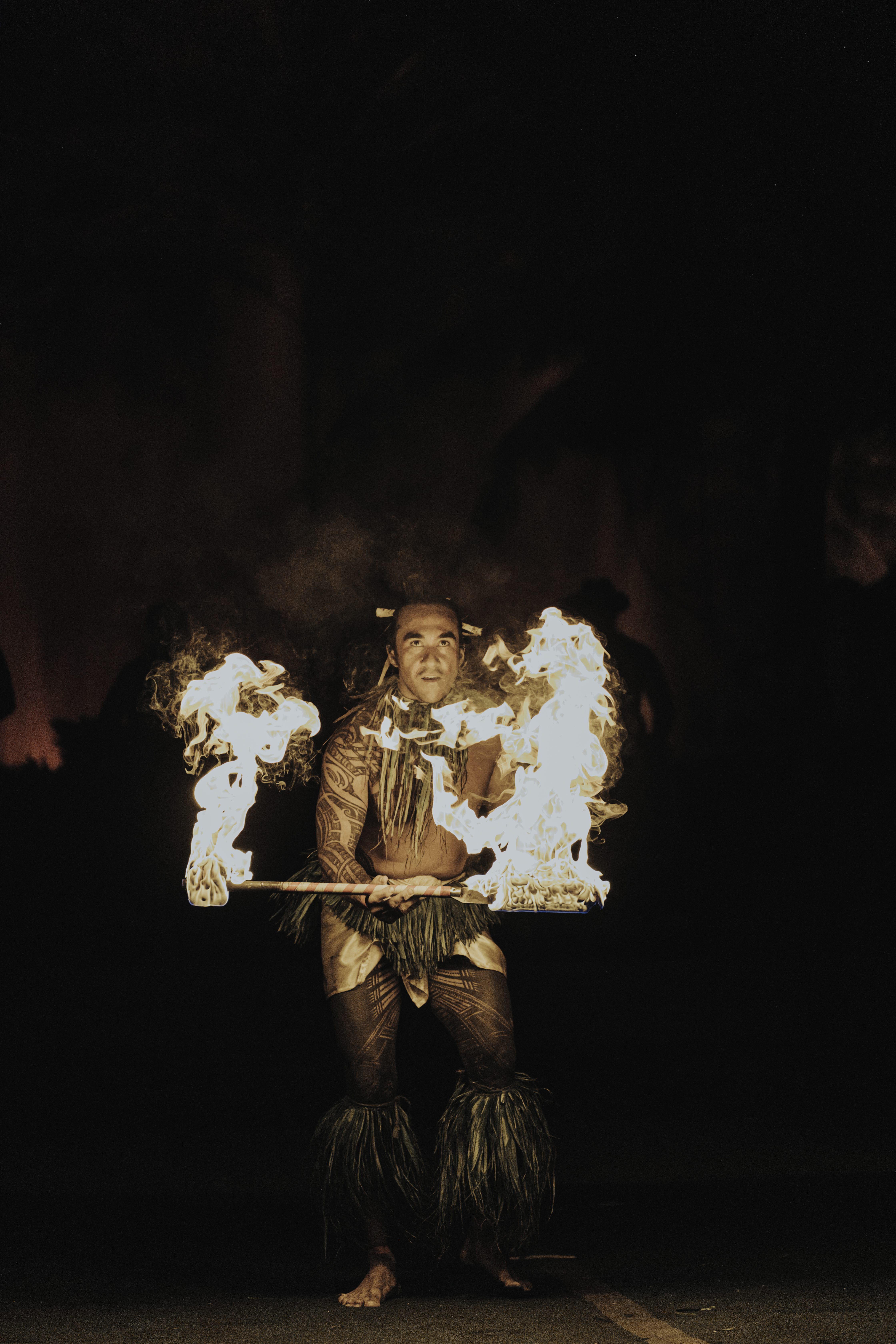 Kepanipaa Damaso performs Fireknife dance