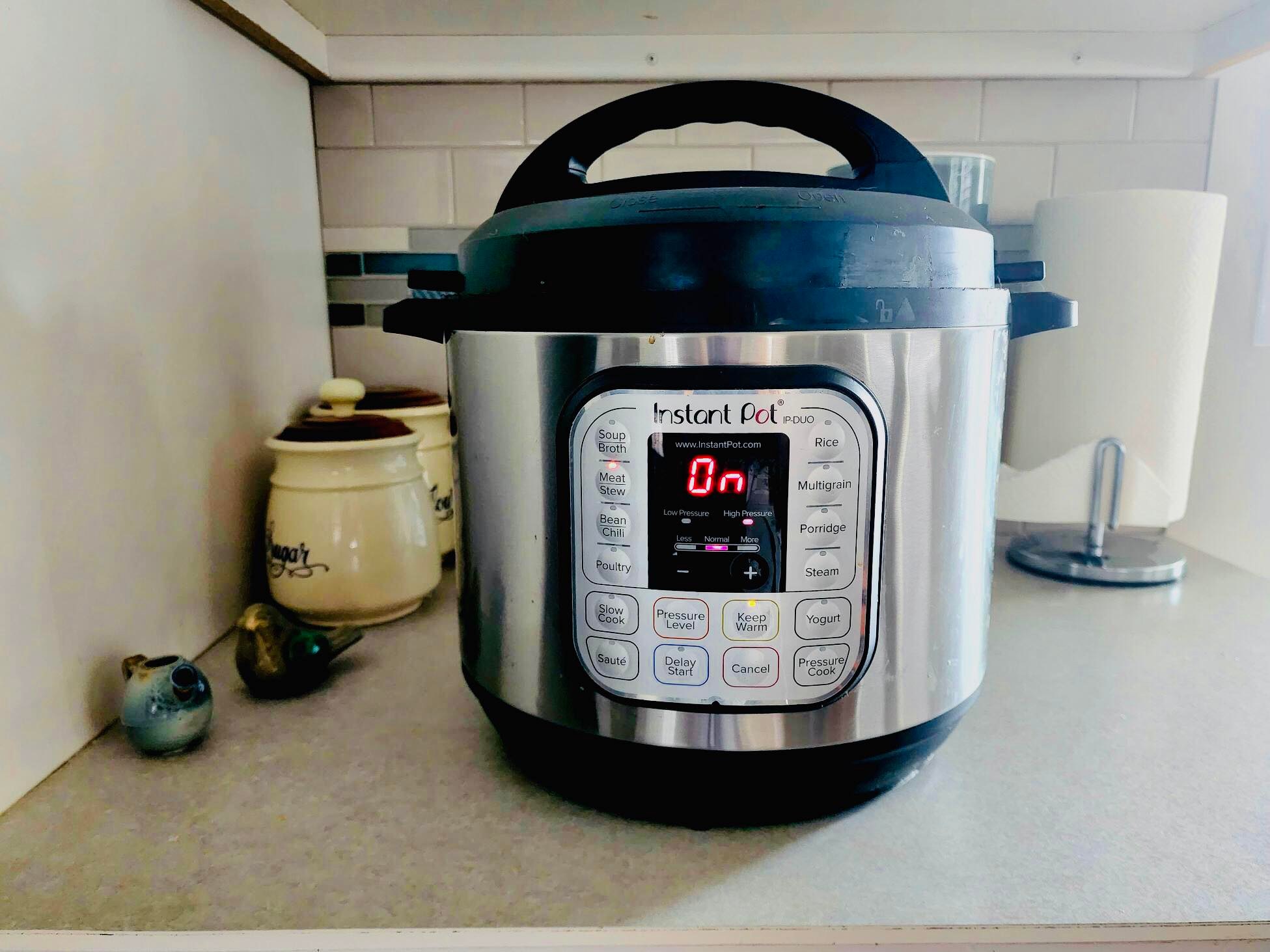 photo of kalua pork in an instant pot. Method 3: Instant Pot
